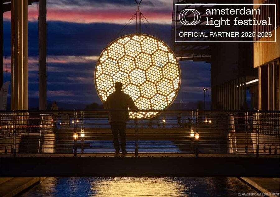 Amsterdam Light Festival Live Commentary & Optional Drinks - Who This Cruise Suits Best (and Who Might Want Another Plan)