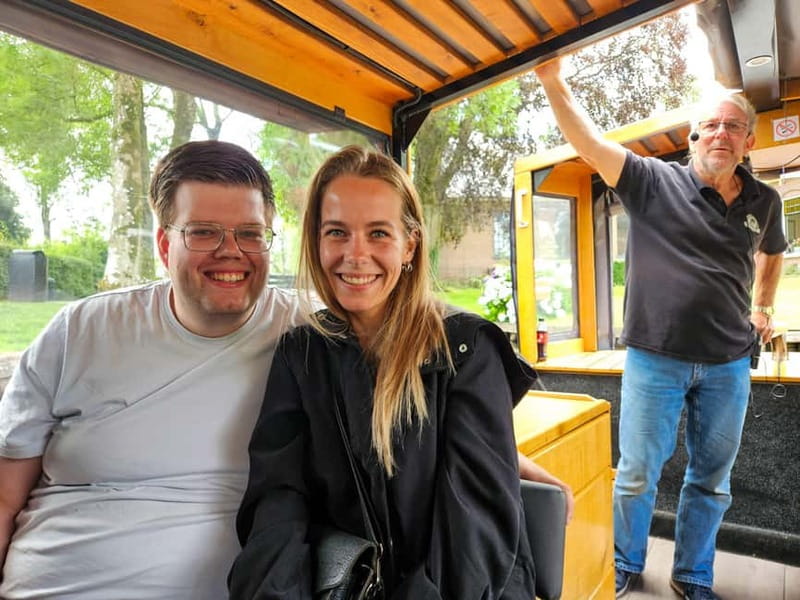 Amsterdam: Live GuideD Giethoorn Boat Tour & Cheese Platter - FAQ