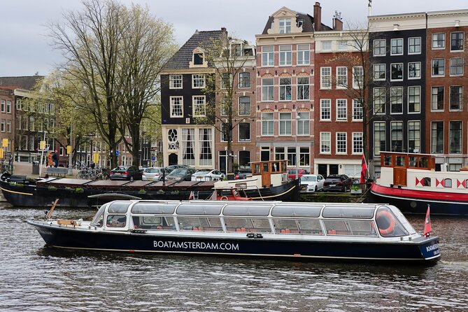 Amsterdam Live Guided Sightseeing Canal Cruise - Drinks, Warmth, and the Comfort Trade-Off