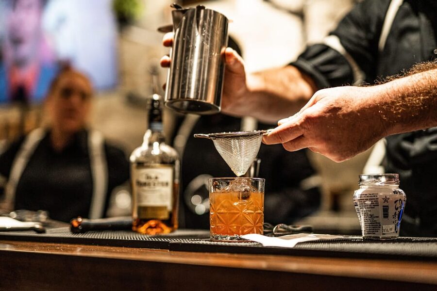 Amsterdam: Ludwig's Hidden Speakeasy Cocktail VIP Tour - Why this “VIP” speakeasy tour feels smoother than DIY