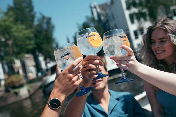 Amsterdam: Luxury Boat Cruise Unlimited Cocktails, Beers & Wines - Key things to know before you board