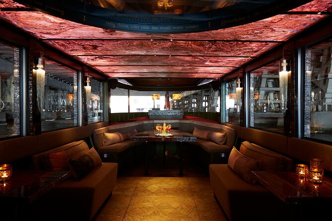 Amsterdam: Luxury Light Festival Cruise Unlimited Drinks Included - Drinks and warmth: welcome drink, plus what costs extra
