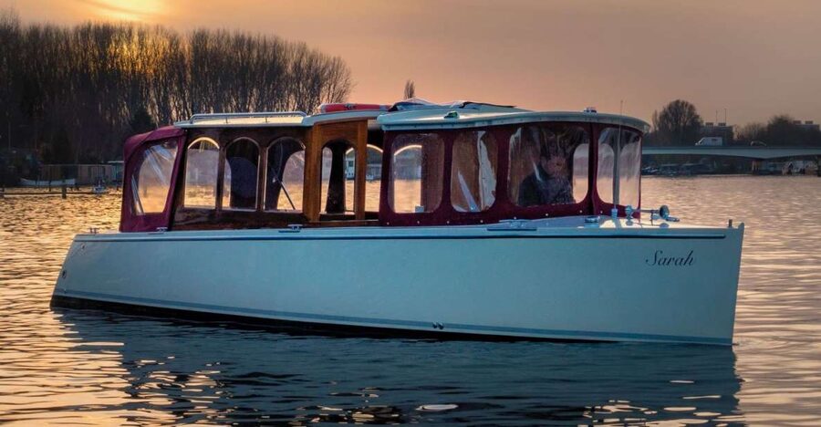 Amsterdam: Luxury Private Boat Tour - Herengracht and Prinsengracht: Where the Canal Houses Steal the Show