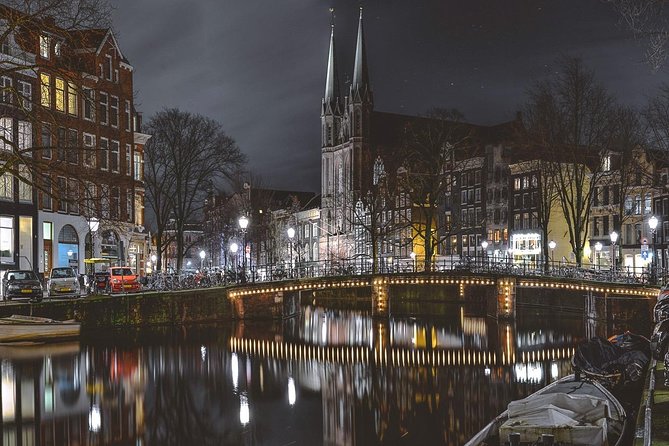 Amsterdam Night Photography Workshop with a Professional - Weather, comfort, and who should book this workshop