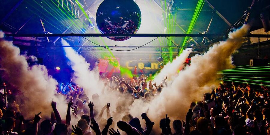 Amsterdam: Nightlife Ticket with Champagne and Cruise - Nightlife Ticket + Canal Cruise: How It Works in Real Life