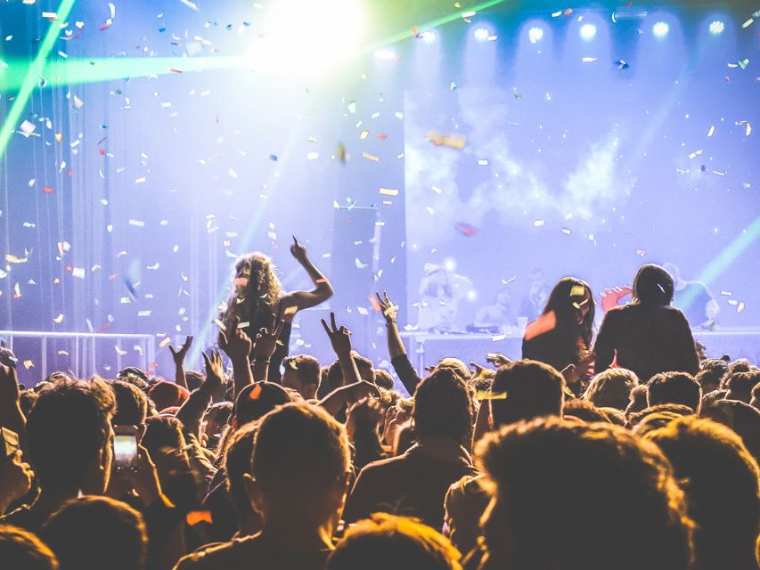 Amsterdam: Nightlife Ticket with Champagne and Cruise - Price and Value: What You Get for $59