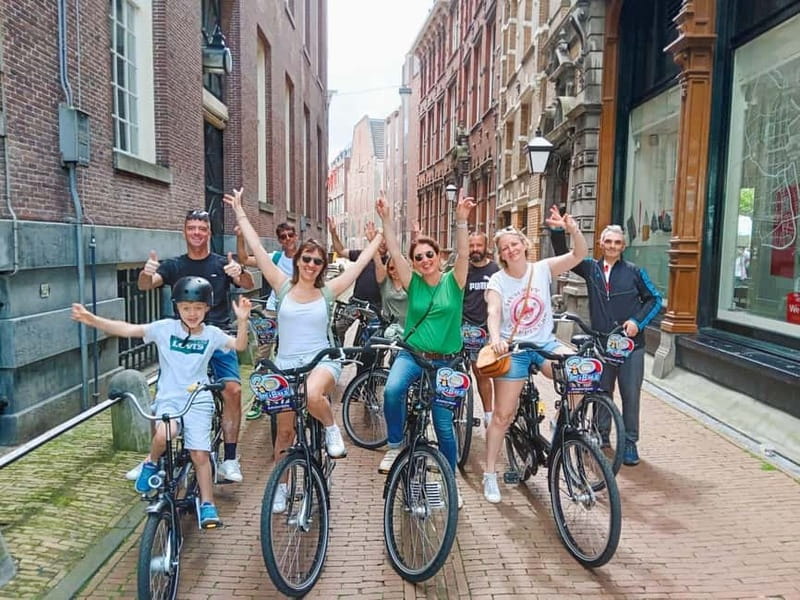 Amsterdam: Off the Beaten Path Bike Tour in French - Why this French bike tour feels local fast