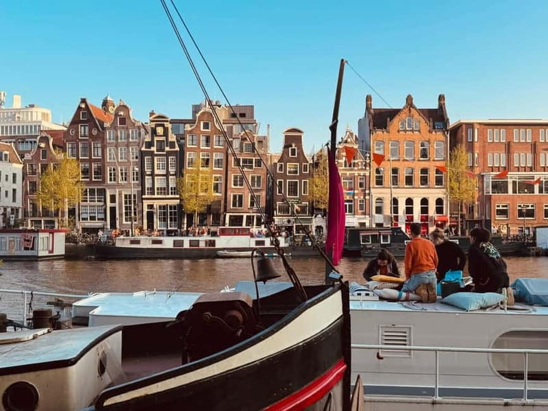Amsterdam: Off the Beaten Path Bike Tour in French - The Jordaan: where Amsterdam still feels like a village