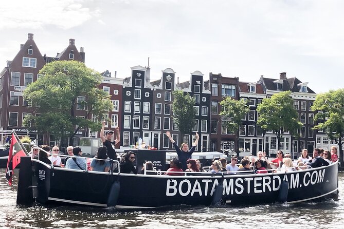 Amsterdam Open Boat Cruise in Old City Centre with Drinks Options - Drinks Options: Upgrade Strategy, and How to Choose 2 Drinks vs Free-Flow