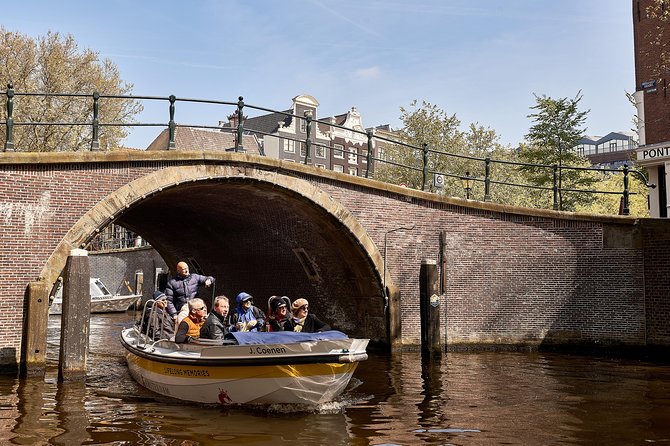Amsterdam Open Boat Tour with Local Guide - Who should book this Amsterdam open-boat cruise