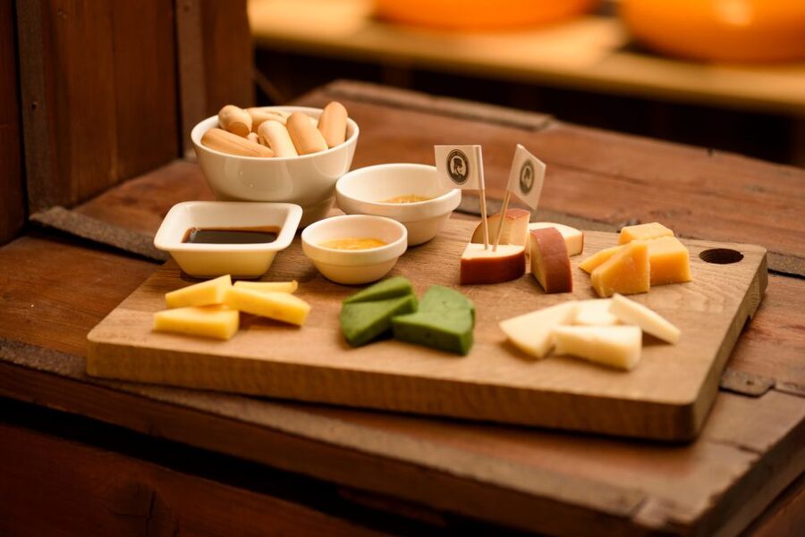 Amsterdam: Premium Henri Willig Cheese Tasting Experience - Inside the Experience: From Hello to the Final Bite