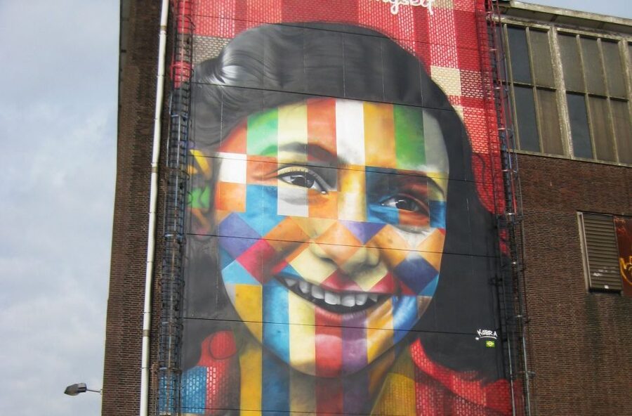 Amsterdam: Private Anne Frank and Jewish Quarter Tour - The stops make Anne Frank’s story make sense (and where it ends)