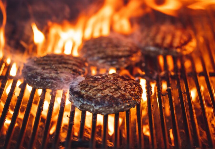Amsterdam: Private BBQ Cruise with Personal Chef & Drinks - BBQ and vegetarian menu: what’s actually included