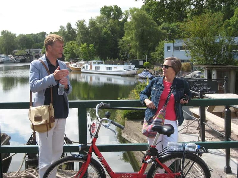Amsterdam: Private Bike Tour - Starting in central Amsterdam with a private, low-pressure guide