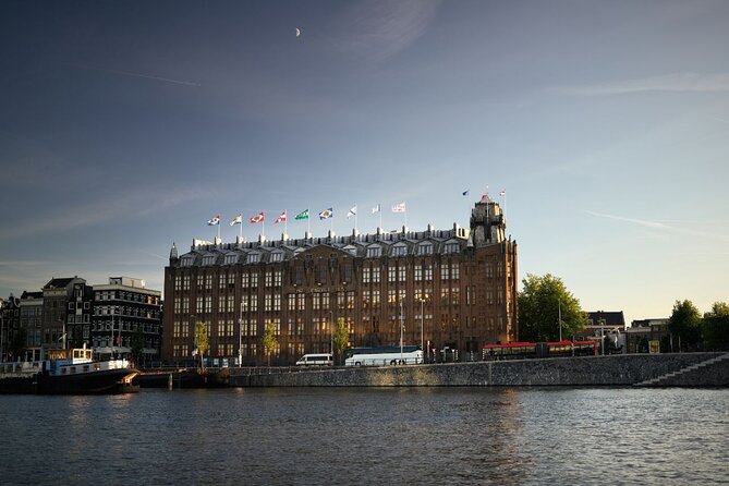 Amsterdam Private Boat Tour with Unlimited Drinks - Who should book this, and who might skip it