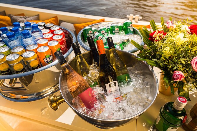 Amsterdam Private Boat Trip with Pizza and Unlimited Drinks - Price and what you’re actually paying for