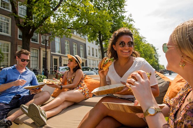 Amsterdam Private Boat Trip With Skipper, Burger and Beers - Why a private skipper dinner cruise feels different