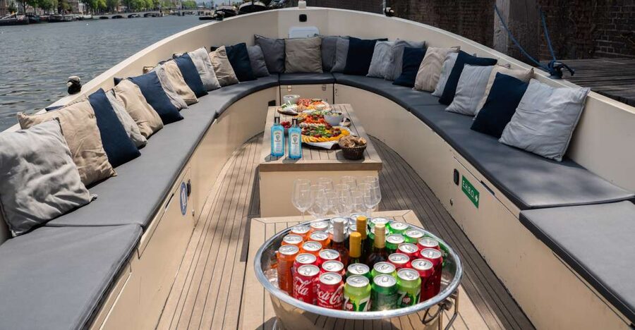 Amsterdam: Private Canal Booze Cruise with Unlimited Drinks - Prinsengracht and Herengracht: where the classic canal look really pays off