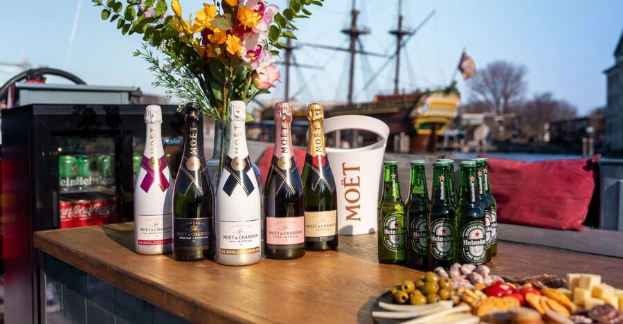 Amsterdam: Private Canal Cruise with Drinks and Snacks - Key Highlights Worth Your Time