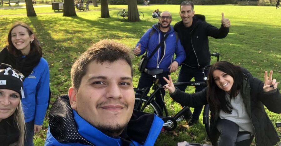 Amsterdam: Private City Bike Tour in italian - Meet at Dam Square: start easy, get oriented fast