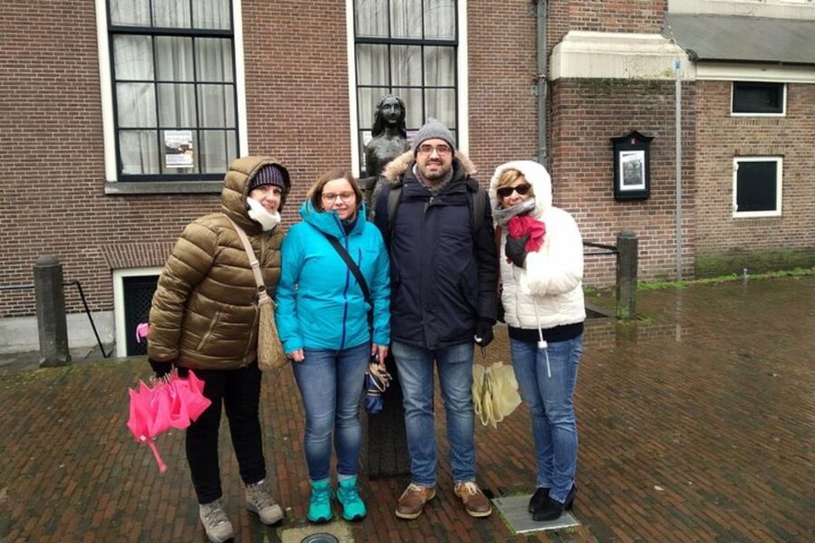 Amsterdam: Private custom tour with a local guide - What you’ll actually see: iconic exteriors and the stories behind them