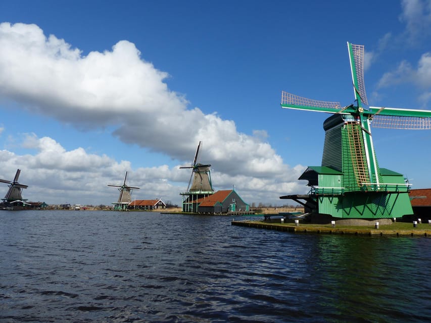 Amsterdam: Private green tour !!! Windmills, castle - Should you book this tour or look elsewhere?
