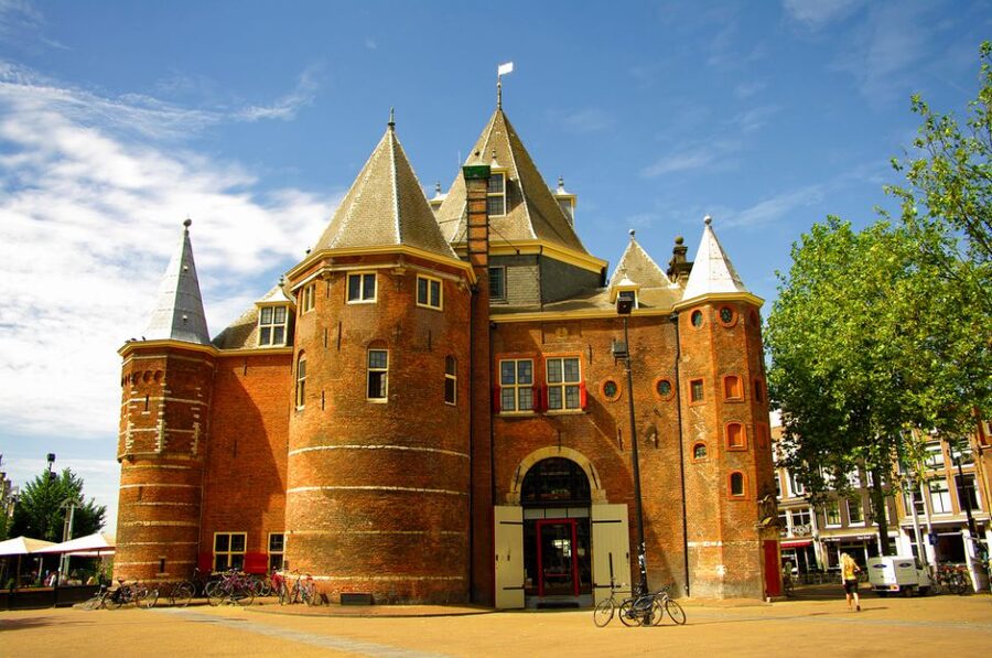 Amsterdam: Private Guided Walking Tour - Begijnhof and the Flower Market Stops That Change the Mood