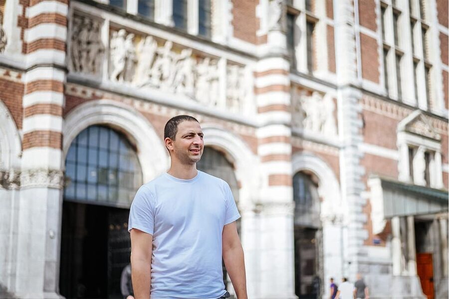 Amsterdam: Private Photoshoot in iconic locations - Amsterdam details you’ll likely get on camera