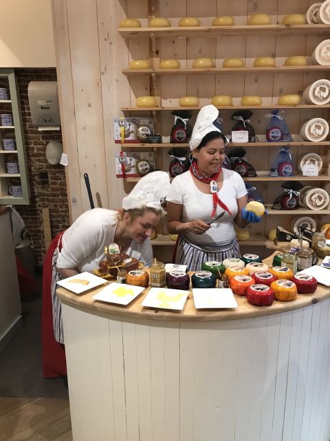 Amsterdam: Private Red Light District and Food Tour - The walking route: Dam Square to the Flower Market, in connected pieces