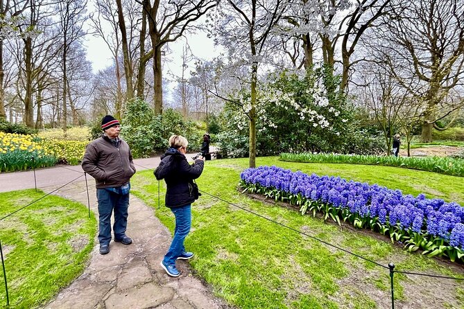 Amsterdam Private Tour to Keukenhof, Tulip Fields and Windmills - Zaanse Schans: windmills, working details, and great quick views