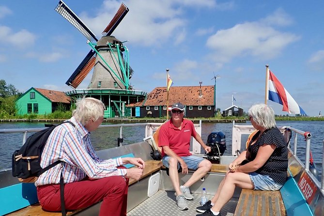 Amsterdam private tour to windmills, cheese farm and villages - Broek in Waterland and Waterland Wetlands: Wooden Houses, Quiet Canals