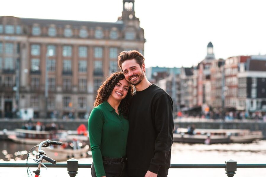 Amsterdam: Professional photoshoot at Centraal Station - Key things that make this photoshoot worth it