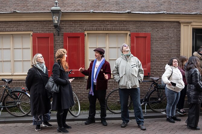 Amsterdam: Red Light District guided tour (TOP RATED) - Stop 1: De Wallen (the Old Town streets in plain language)