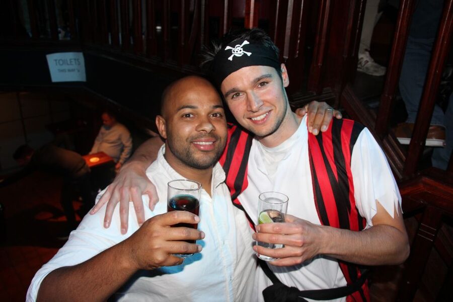 Amsterdam: Red-Light District Pub Crawl and Booze Boat Tour - Key highlights to notice before you go