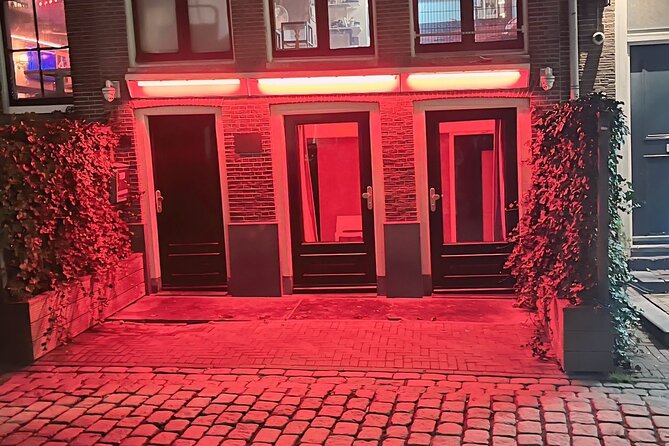 Amsterdam Red-light District Tour for Groups English or German - The Guide Makes the Difference: What You Can Expect From Sandro