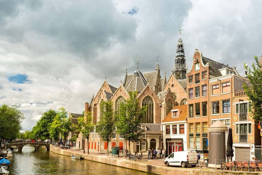 Amsterdam: Red Light District Tour in English or German - Key Things You’ll Get From This Red Light District Tour