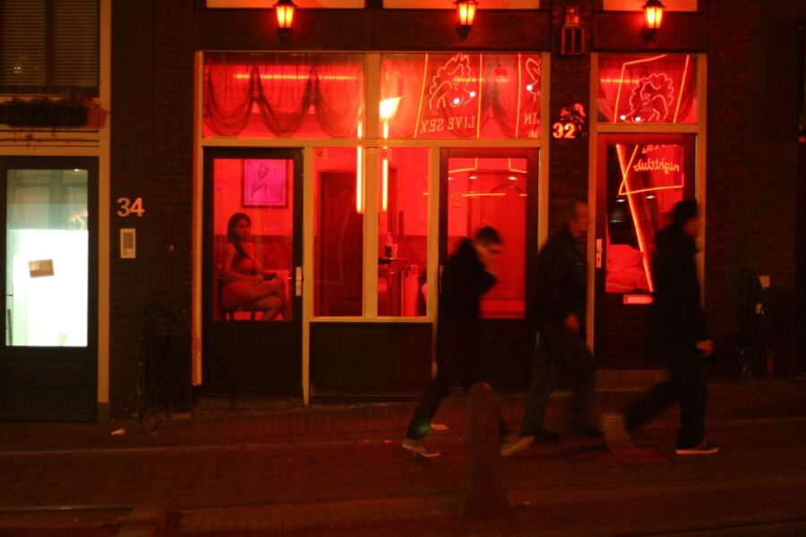 Amsterdam Red Light District tour with a local guide - How this 2-hour walk turns a tough topic into street-level context