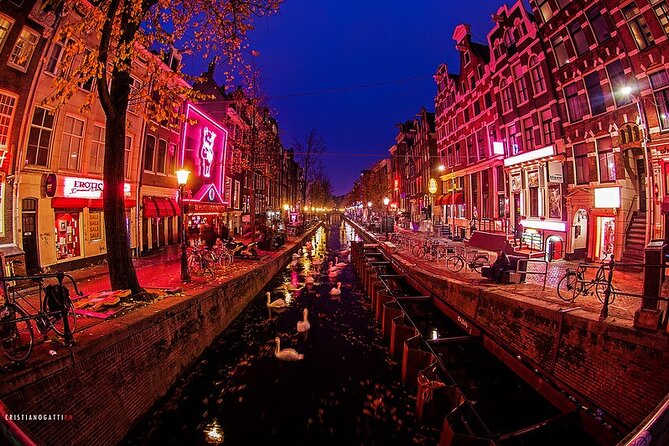 Amsterdam Red Light District tour with a private guide - The Waag: From City Gate Defense to Guild Power