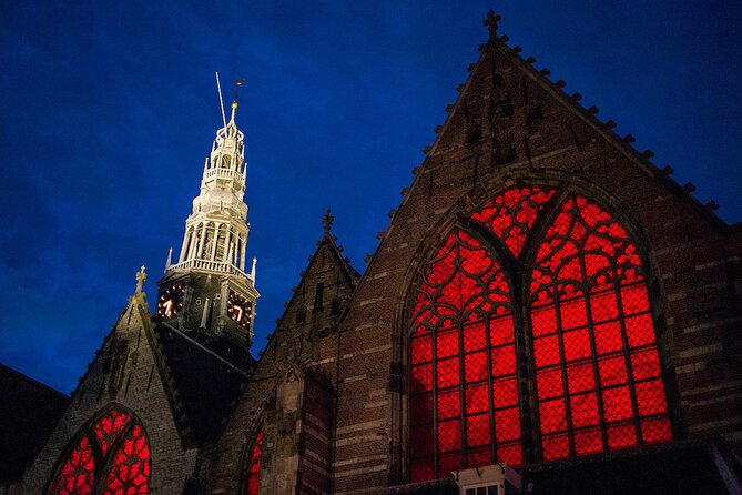 Amsterdam Red Light District Walking Tour in EN/DE/IT/ES - Nieuwmarkt and Coffeeshops: Cannabis History Meets the District’s Future