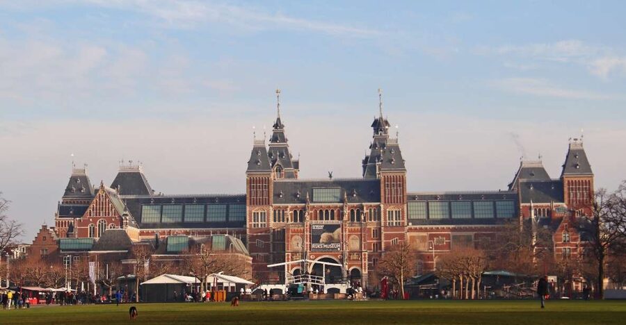 Amsterdam: Rijksmuseumtour incl. Ticket German or English - The big stop: Rembrandt and The Nightwatch