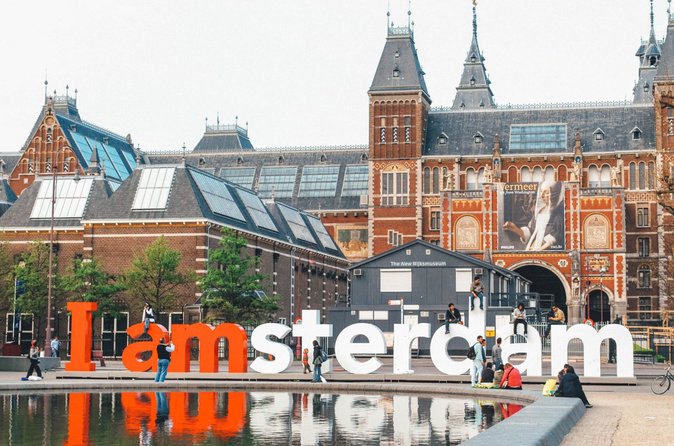 Amsterdam Self-Guided Audio Tour - Centraal Station to the waterfront wow stops