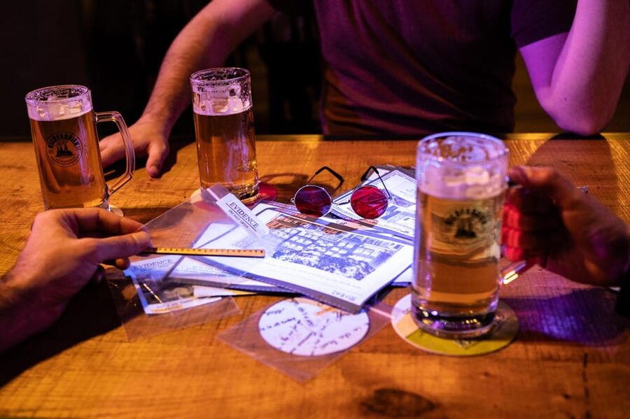 Amsterdam: Self-guided Red Light District Pub Crawl Mystery - Bierfabriek near Rokin: your first move sets the tone
