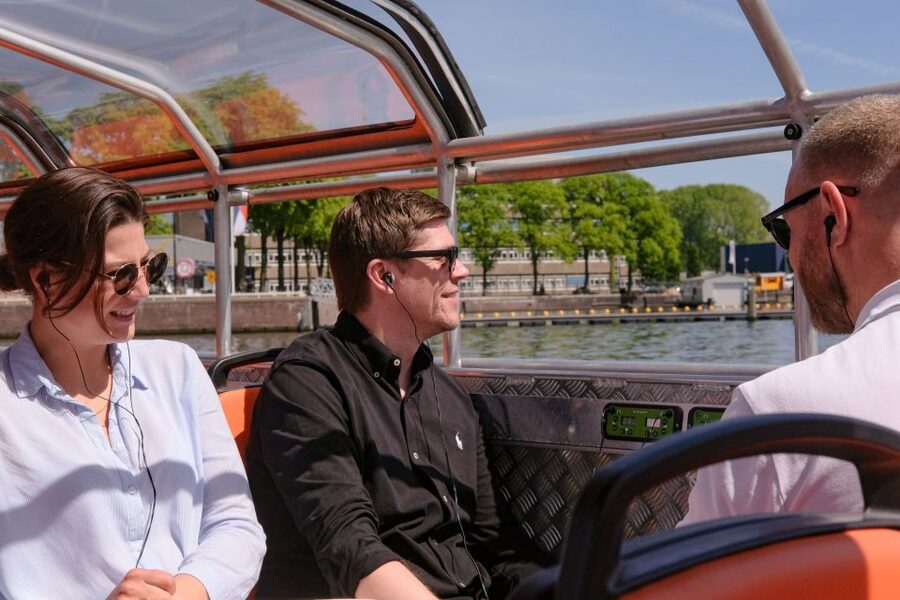 Amsterdam: Semi-Open Canal Boat Cruise - The 1-Hour Ride: How to Use the Time for Maximum Value