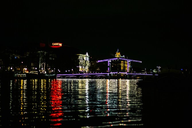 Amsterdam Small-Group Evening Canal Cruise Including Wine, Craft Beer, Cheese - The canal route you’ll see: Jordaan calm, UNESCO waterfronts, and the older core