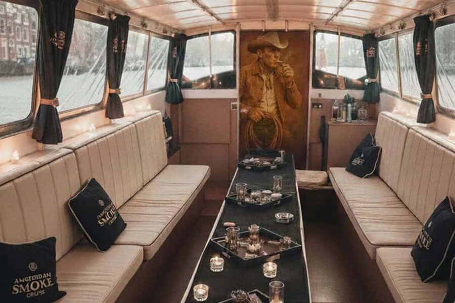 Amsterdam: Smoke Cruise. with Bar & local guide - Key highlights you actually care about