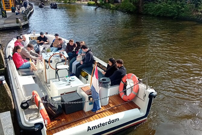 Amsterdam: Smoke Friendly Cruise - Smoke-friendly canal cruising: what you’re really signing up for