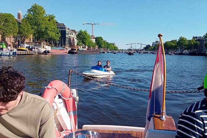 Amsterdam: Smoke Friendly Cruise - What to bring: snacks, drinks, and smoking supplies