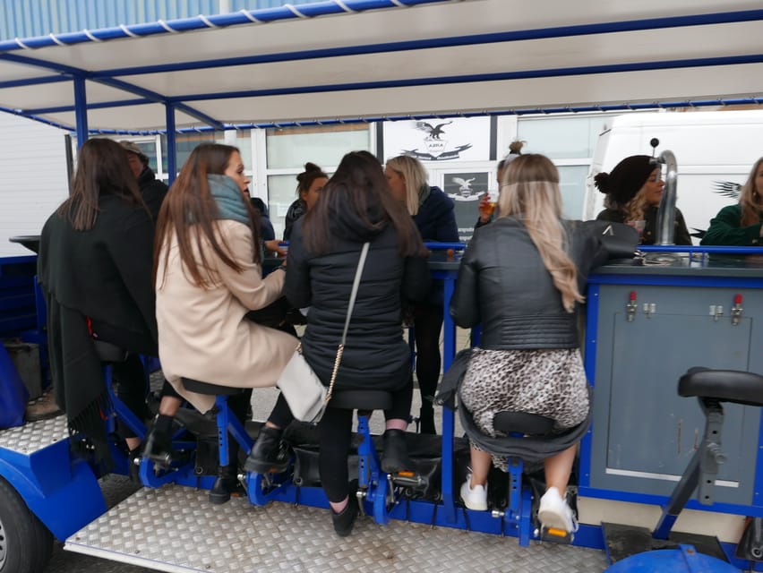 Amsterdam: The Original BUBBLES & BIKE Private Prosecco Tour - How much you pedal (and how much your body will remember it)
