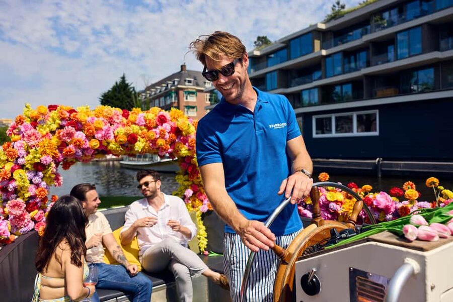 Amsterdam: The Original Flower Boat with Local Guide and Bar - Key things to know before you go