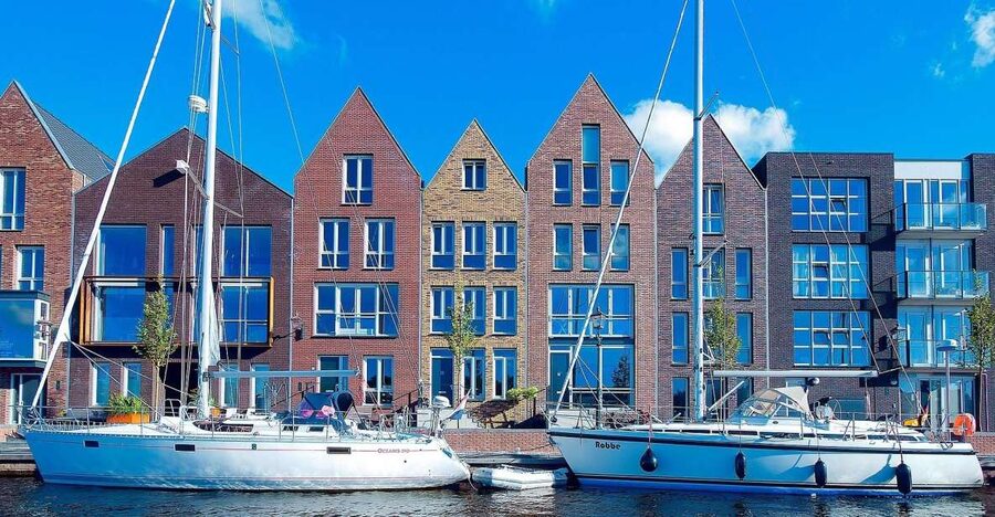 Amsterdam to Haarlem: Private Day-Trip Experience - From Amsterdam Station to Haarlem’s gabled-house center